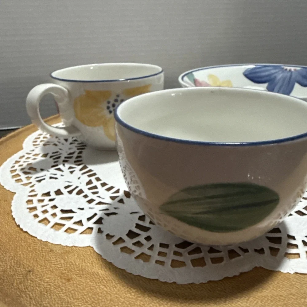 Johnson Bros England Floral 3 Pc Set 2 Cups 1 Cereal Soup Bowls Color Splash